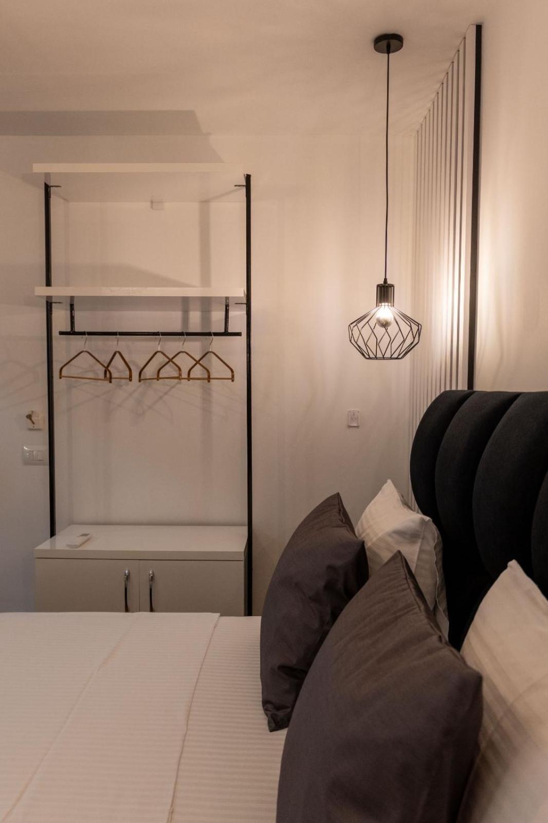 Crown Hf Ksamil Appartement Buitenkant foto