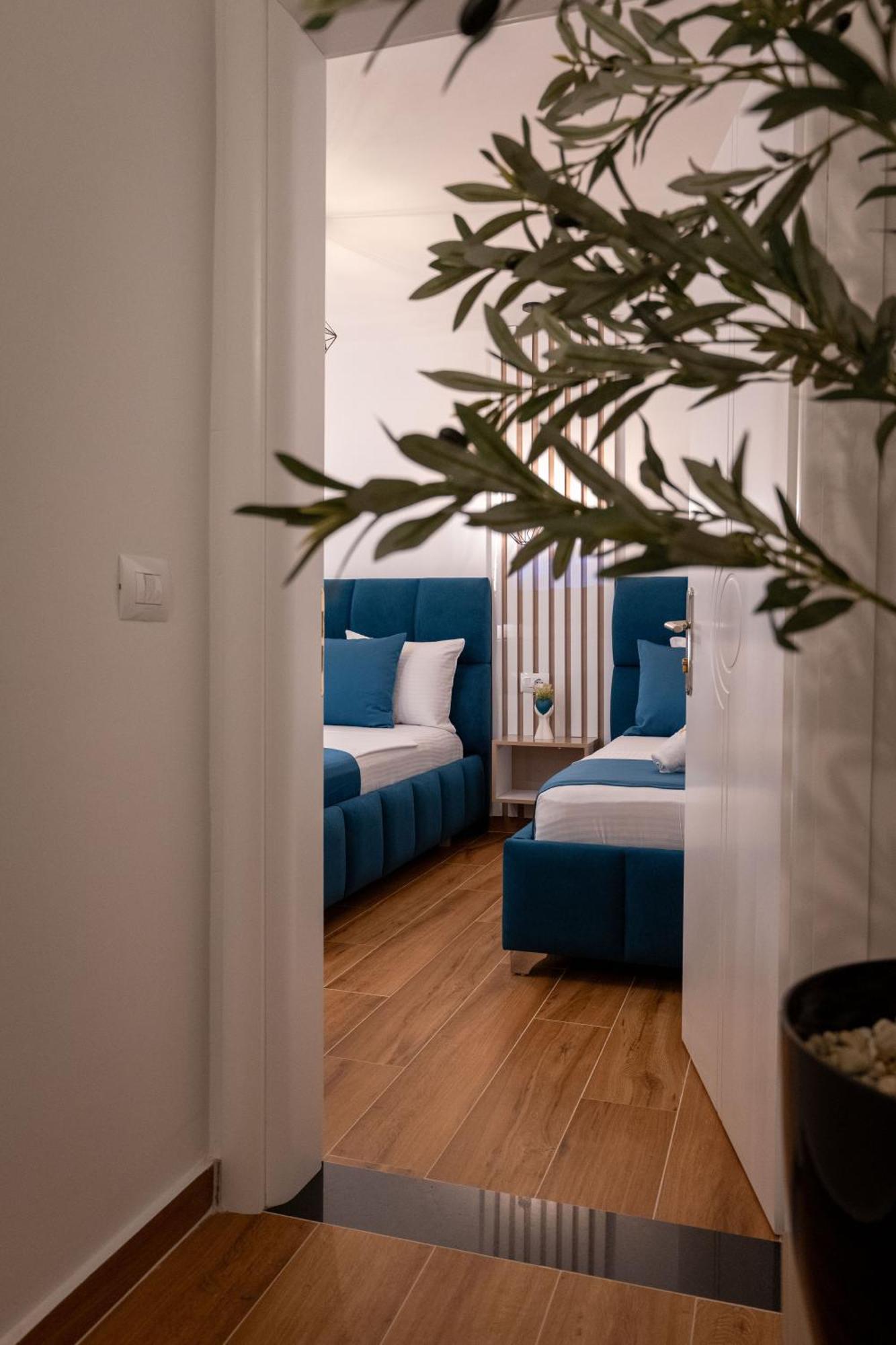 Crown Hf Ksamil Appartement Buitenkant foto